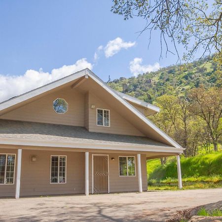 Newly Improved King'S Canyon Farmhouse Retreat - Intro Pricing Villa Yokuts Valley  Eksteriør bilde